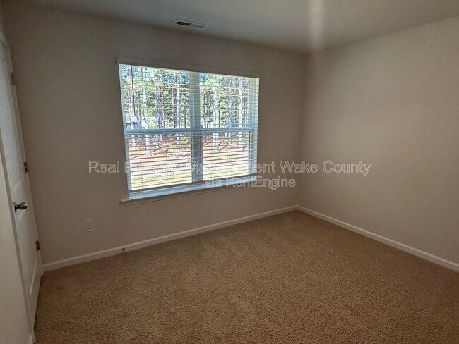 Building Photo - 8515 Beckett Chase Wy