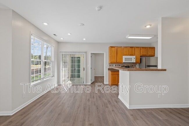 Building Photo - 1713 Kudrow Ln