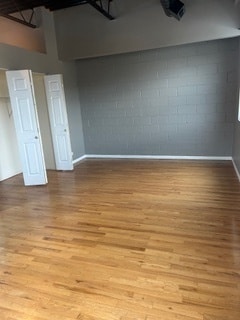 Building Photo - 2046 W Grand Ave