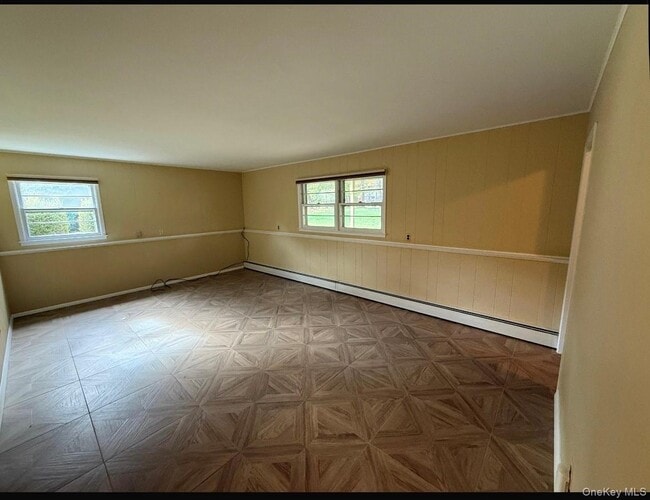 Building Photo - 7 Brentwood Dr