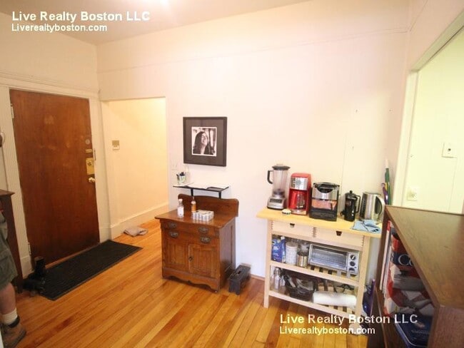 Building Photo - 215 Harvard Ave