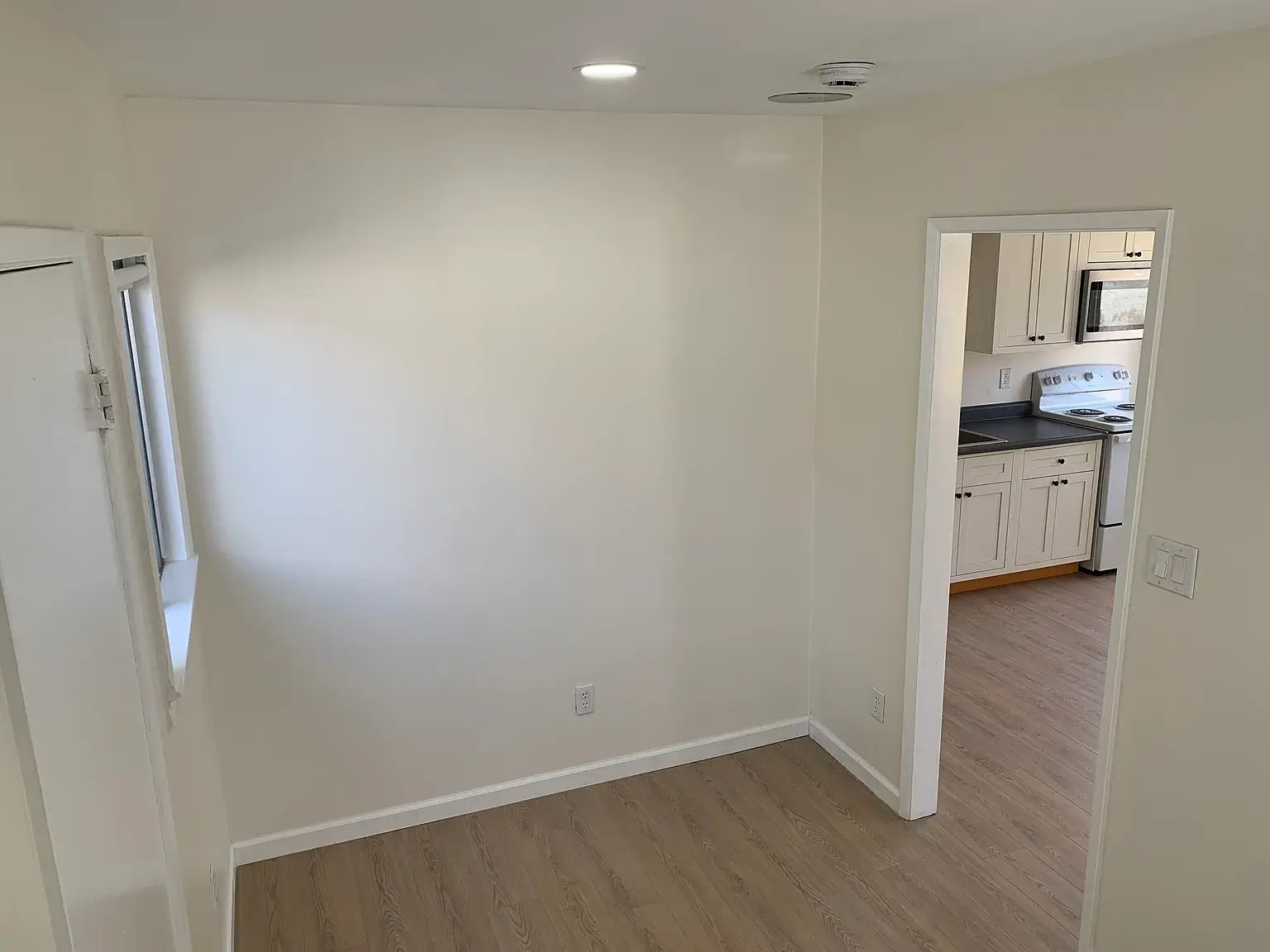 view of bedroom - 1877 Gardenia Ave