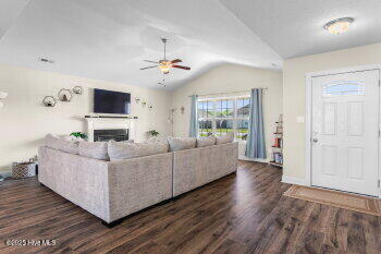 Building Photo - 318 Aquamarine Cir
