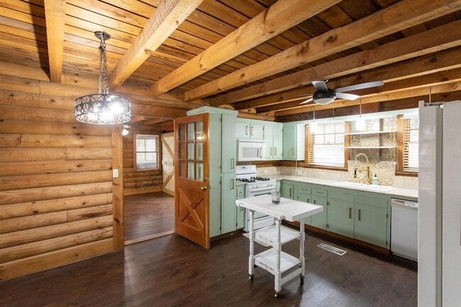 Building Photo - 4506 Pasadena Ave