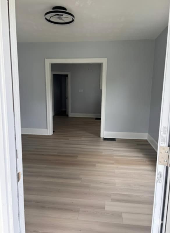 Building Photo - 132 Wroe Ave