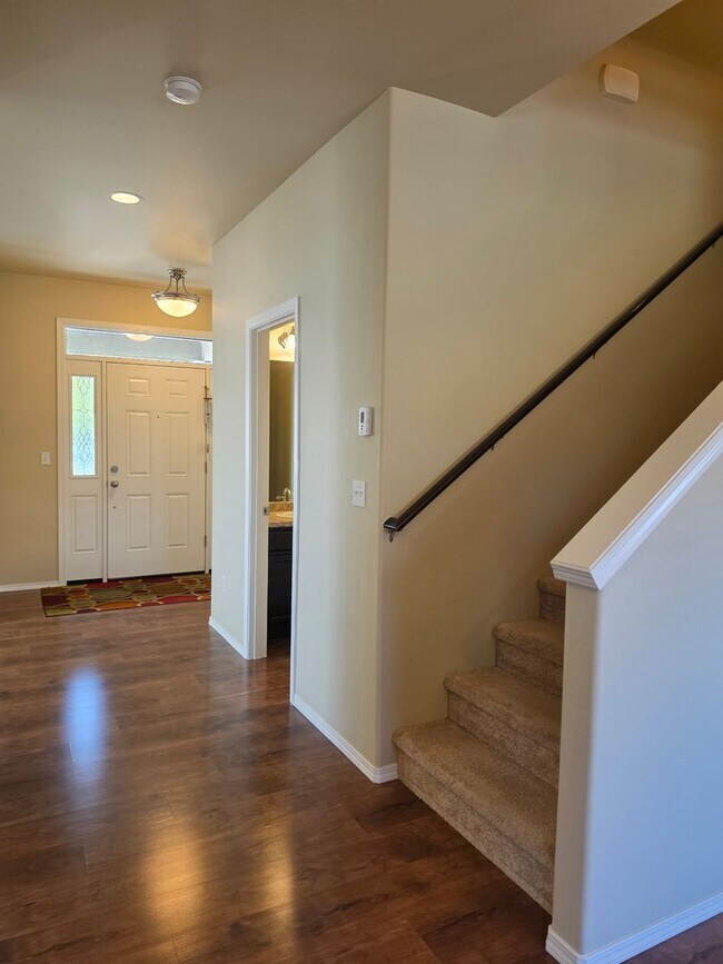 Building Photo - 21697 NW Monterey Loop