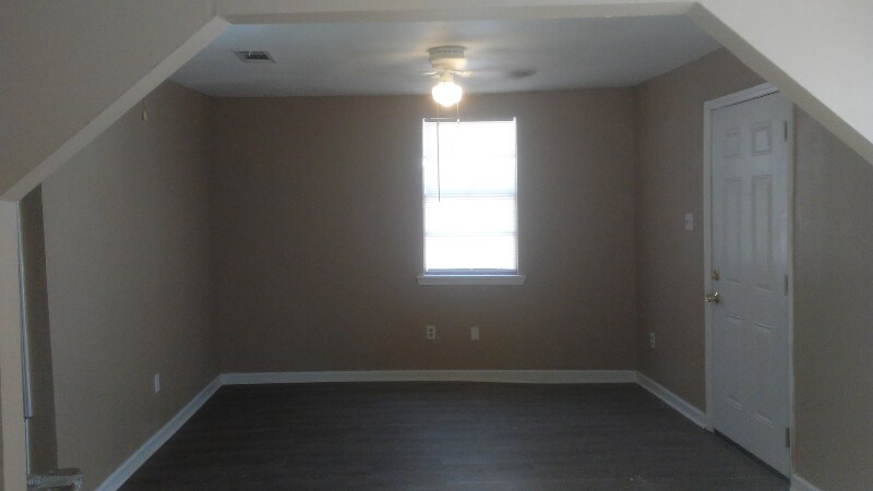 Building Photo - 1220 Cohen St