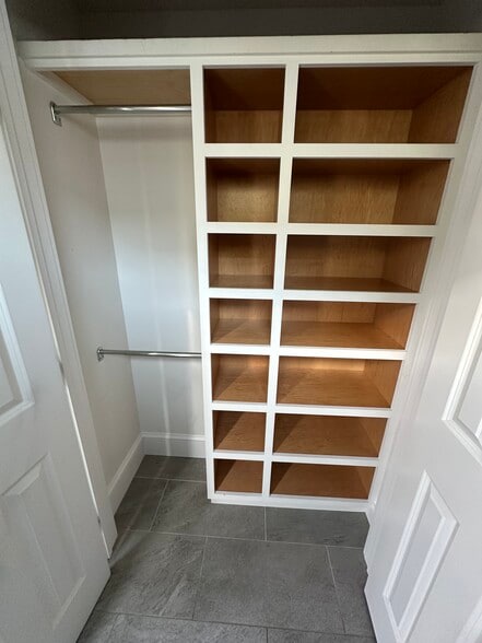 Building Photo - 85 West St