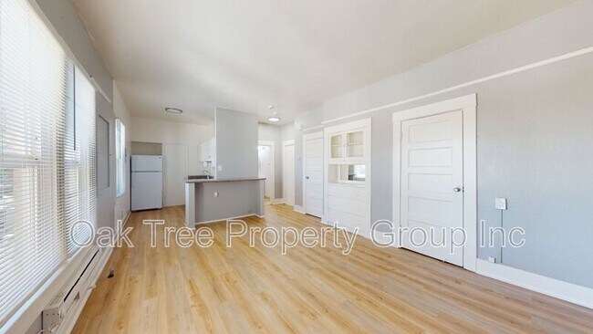 Building Photo - 144 Grand Ave