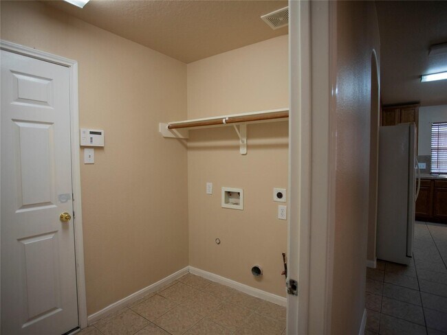 Building Photo - 16714 Mallory Bridge Dr