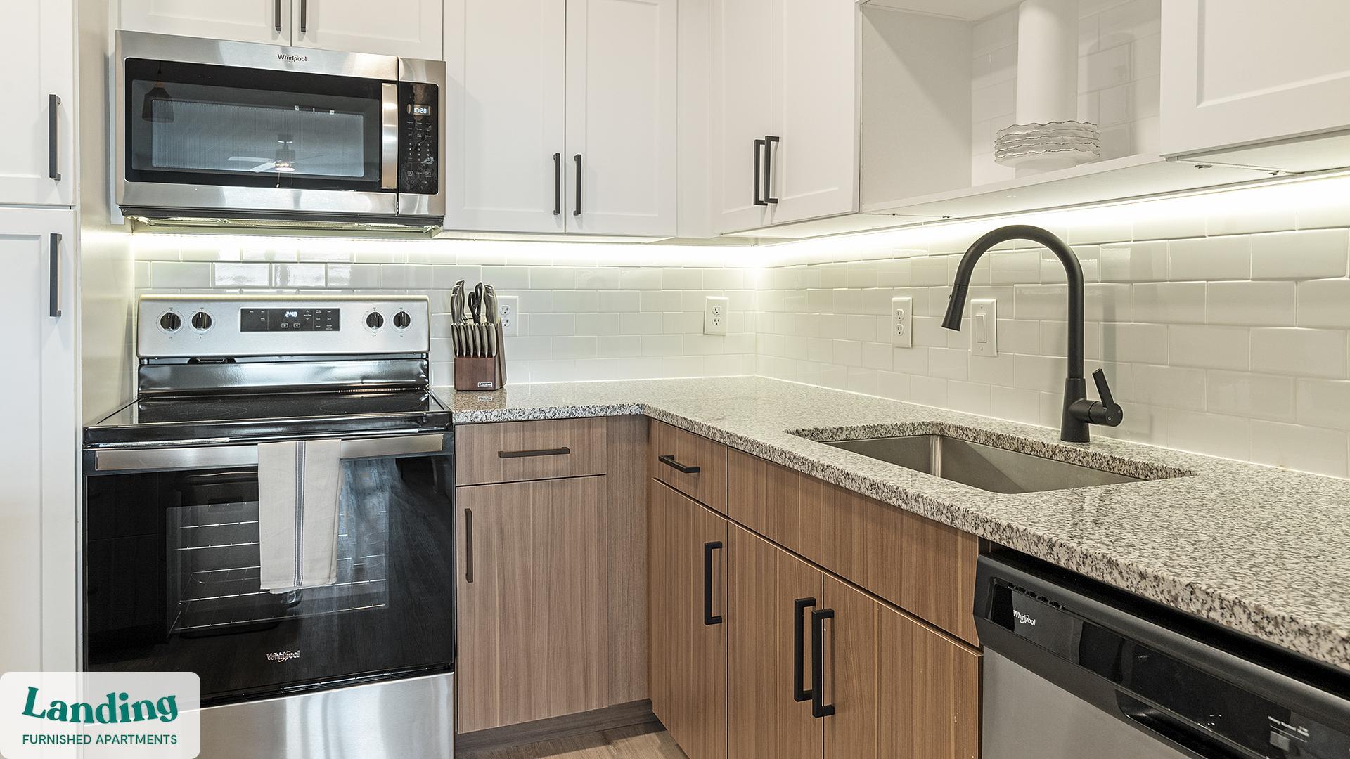 Building Photo - 2995 Railside Lp