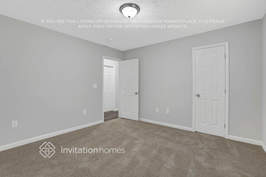 Building Photo - 25 Holly Creek Dr