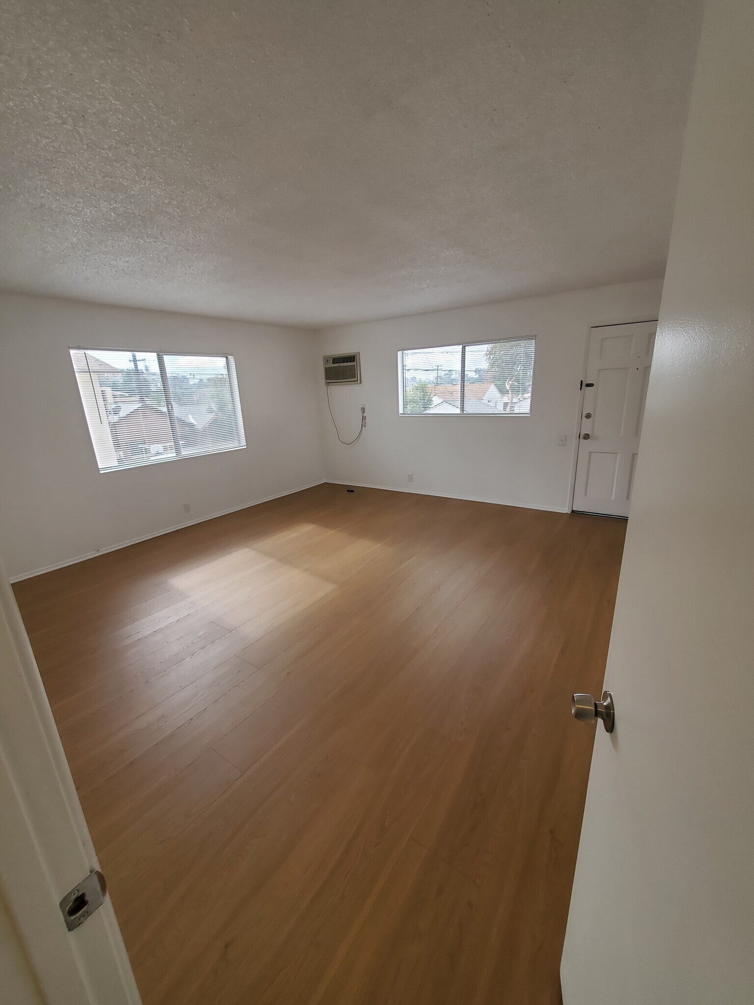 Building Photo - 2237 Orange Grove Ave