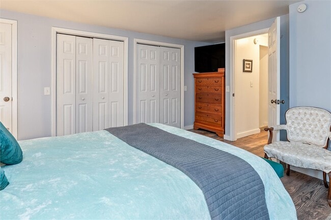 Building Photo - 46 Country Ln