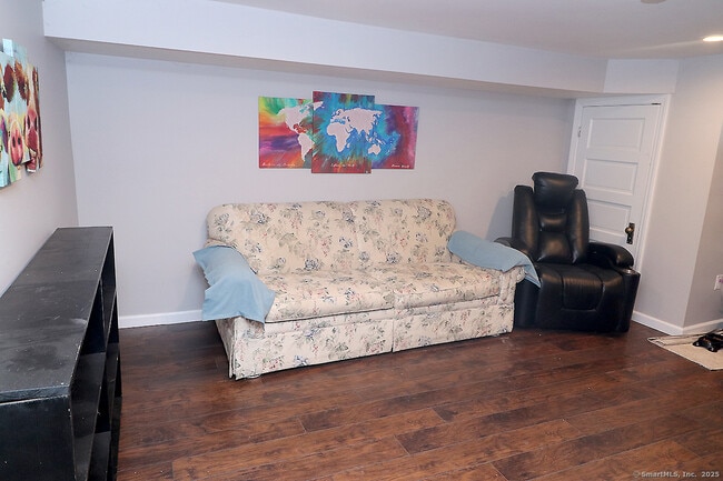 Building Photo - 111 Stearns St