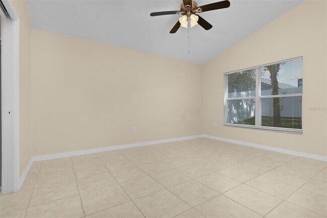 Building Photo - 2546 Crown Ridge Cir