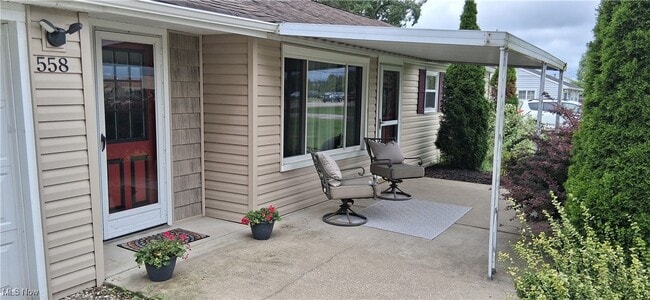 Building Photo - 558 Frost Rd