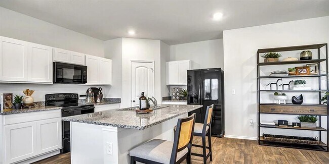 Building Photo - 11524 Rush Ln