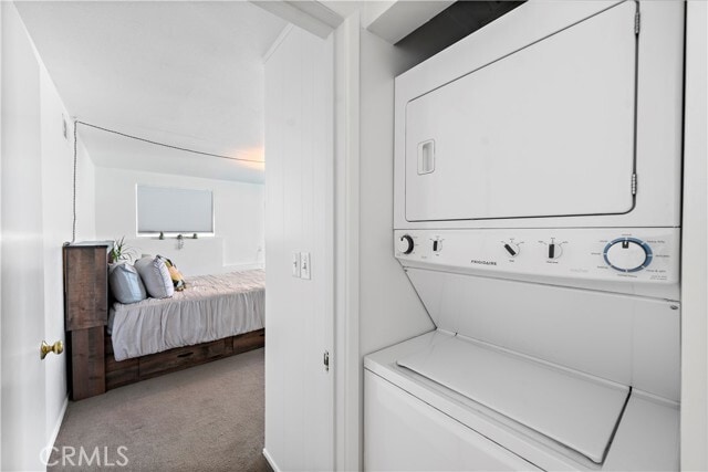 Building Photo - 2120 Temple Hills Dr