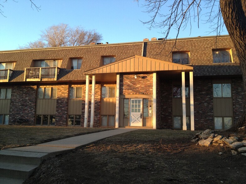 Building Photo - 3104 Hascall St