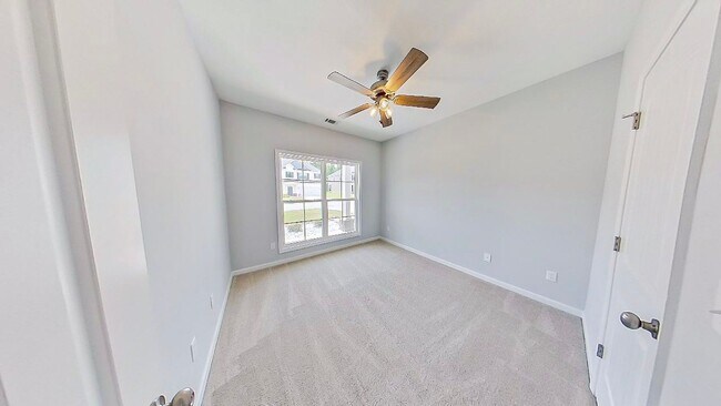 Building Photo - 355 Koweta Way