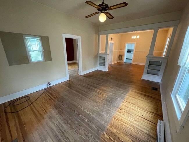 Building Photo - Pensacola - East Hill - 2 Bedroom, 1 Bathroom