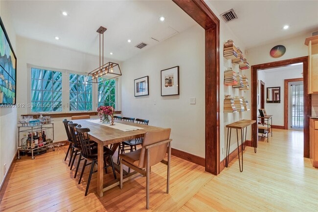 Building Photo - 1029 Milan Ave