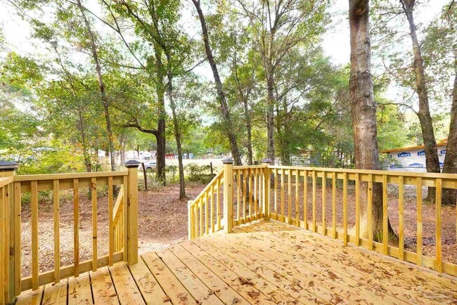 Building Photo - 4413 Basswood St