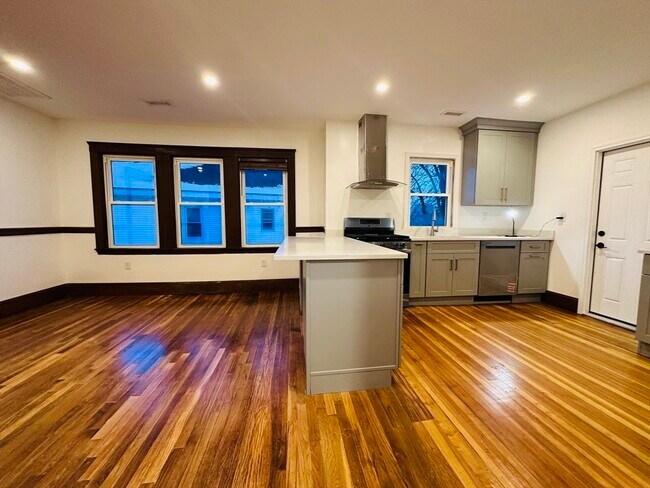 Building Photo - 105 Nottinghill Rd