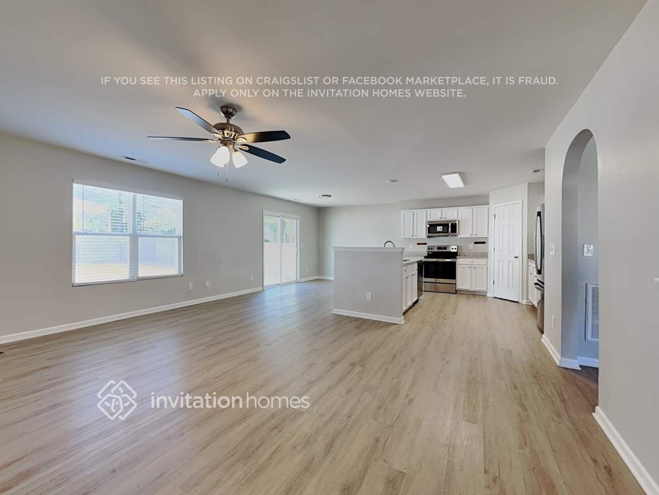 Building Photo - 4 Duck Pond Ct