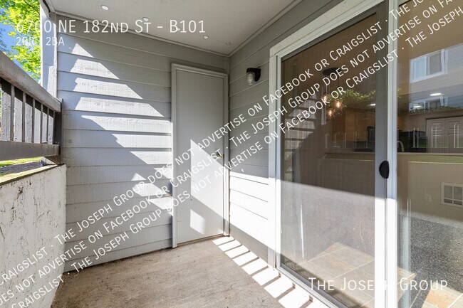 Building Photo - 6700 NE 182nd St