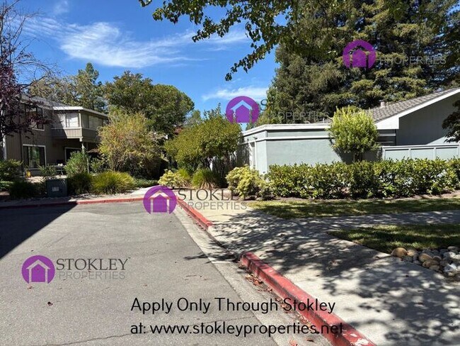 Building Photo - 1317 Canyonwood Ct