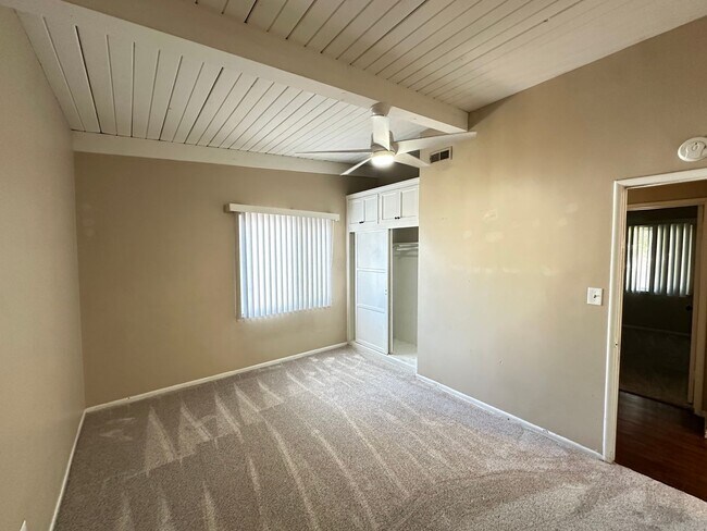 Building Photo - Adorable 3 Bed 2 Bath Fullerton Home Avail...