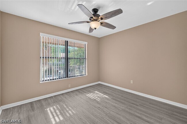 Building Photo - 5365 Treetops Dr