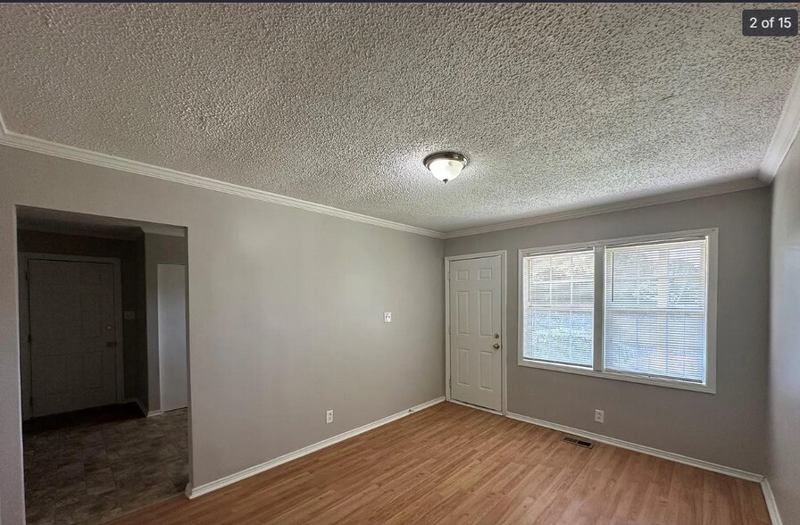 Building Photo - 136 Melba Ave SW