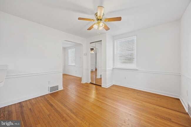 Building Photo - 344 Inwood Rd