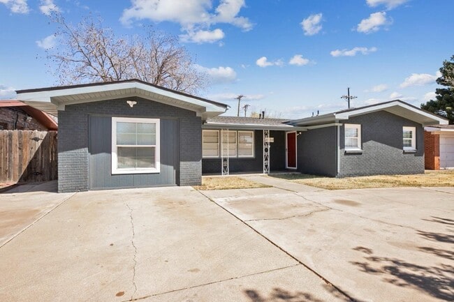 Building Photo - 4804 44th St