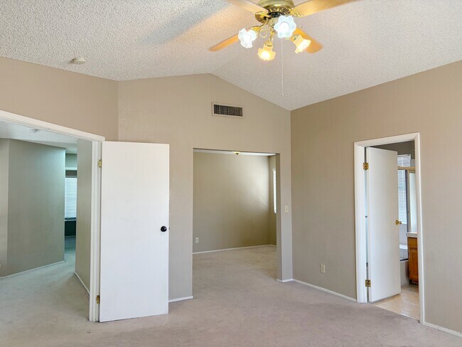Building Photo - 2713 Brienza Way