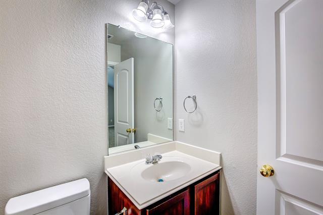 Building Photo - 12125 Tacoma Ridge Dr