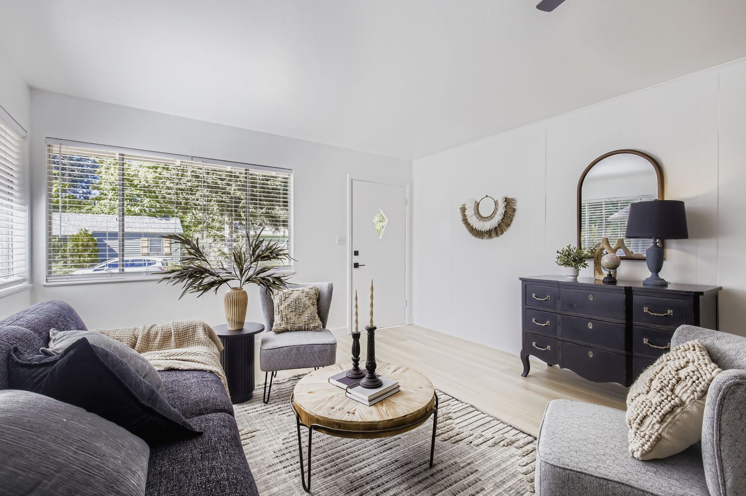 Building Photo - 604 Colorado St