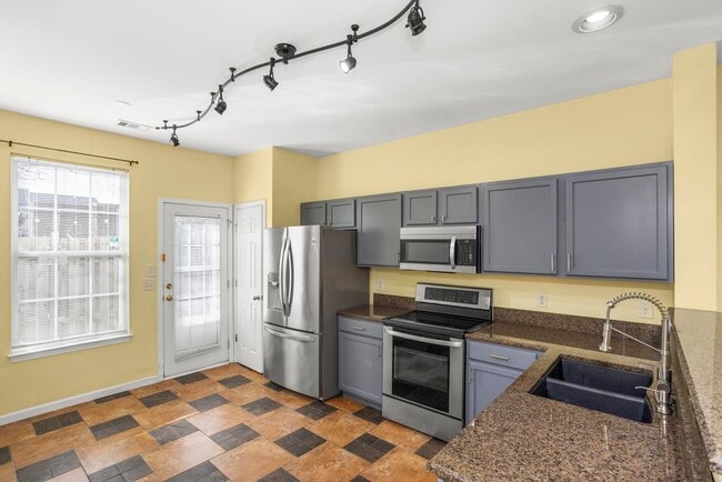 Building Photo - 27 Fawn Creek Pass