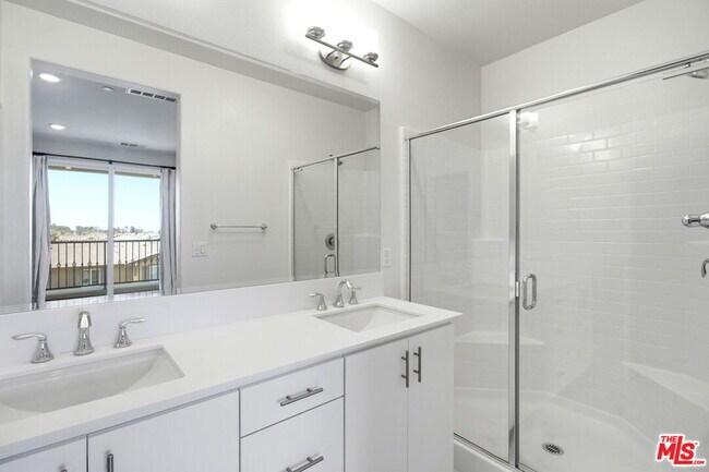 Building Photo - 12228 Veranda Dr