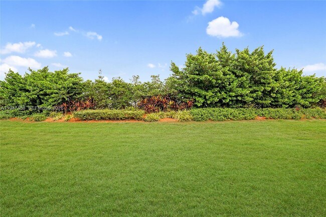 Building Photo - 4 Key W Ct