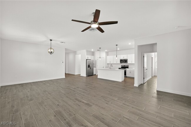 Building Photo - 14306 Winding Cedar Wy