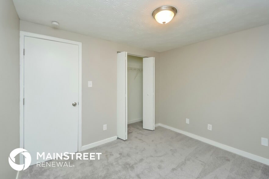 Building Photo - 3838 Valpariso Cir