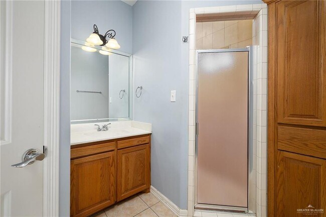 Building Photo - 30 Chloe Rae Cir