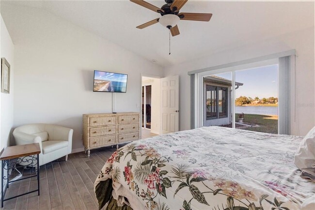 Building Photo - 6460 Blueberry Dr