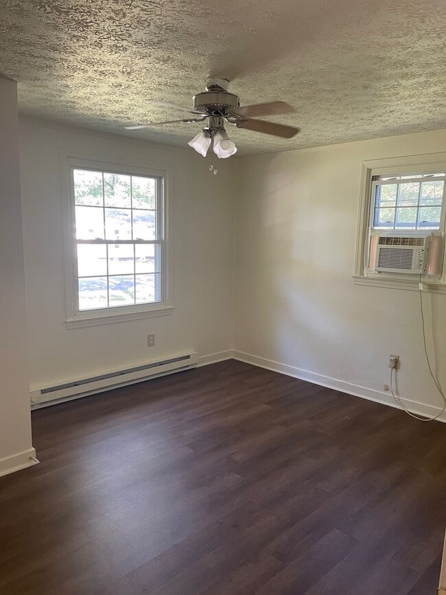 Building Photo - 207 Belvidere St