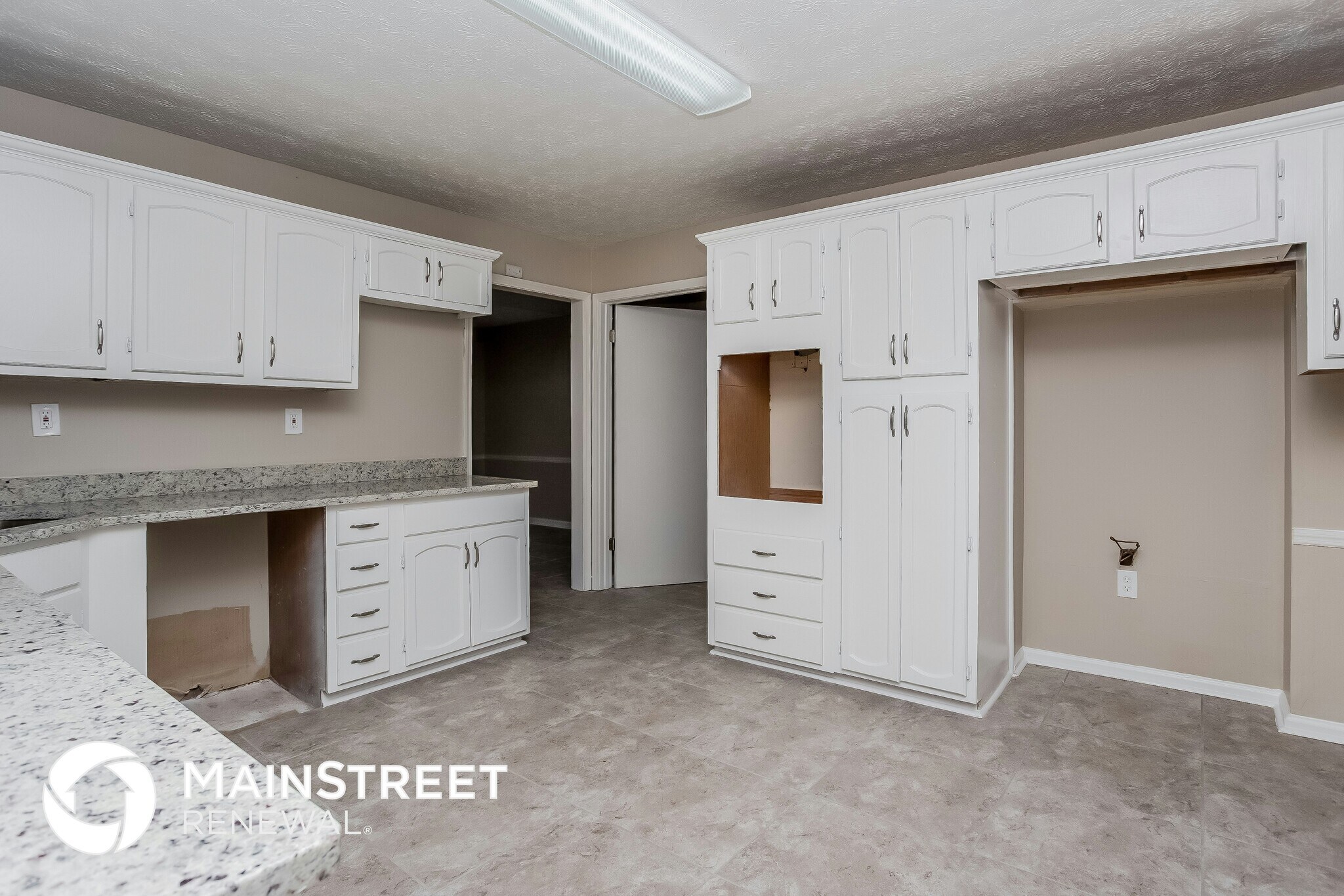 Building Photo - 3851 Sundowner Ct SE