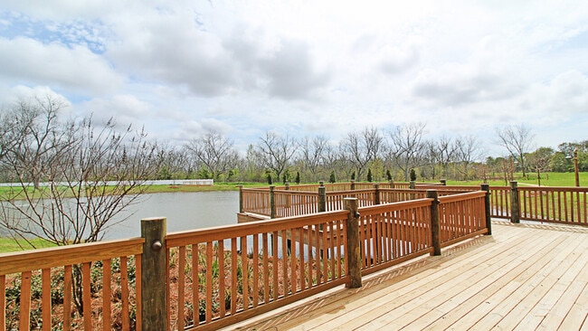 Building Photo - Northern Dancer